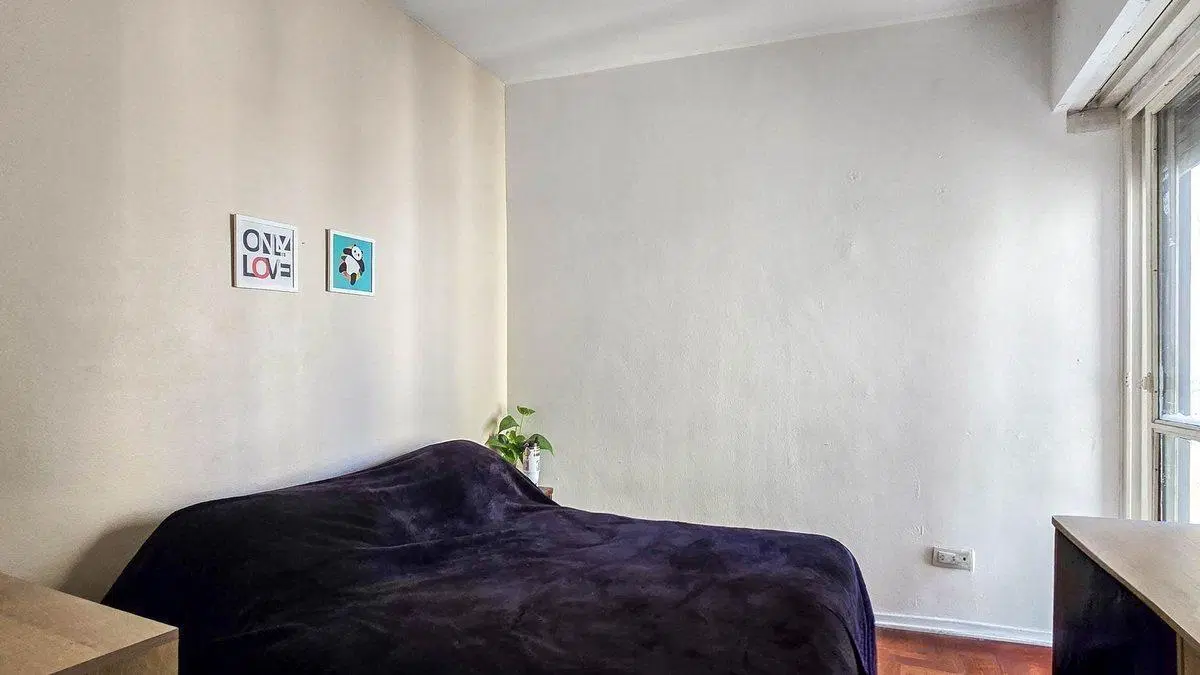 Venta DEPARTAMENTO 2 AMBIENTES con Renta - FLORES 2