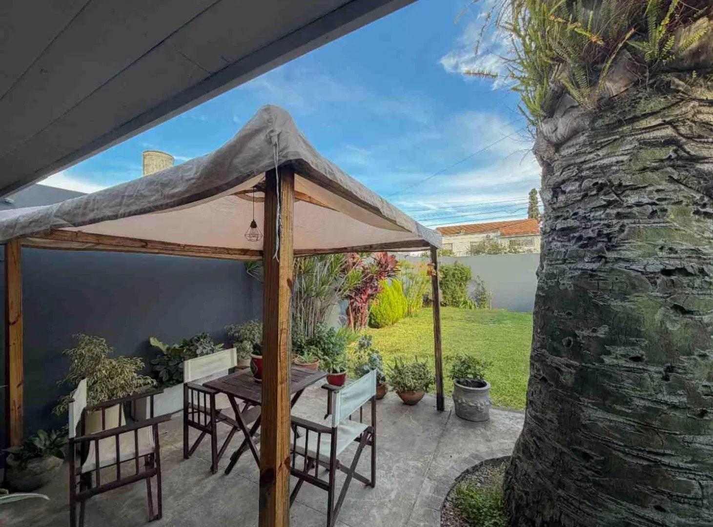 VENTA CASA 5 AMB EN UNA PLANTA Y JARDIN EN BERNAL 3