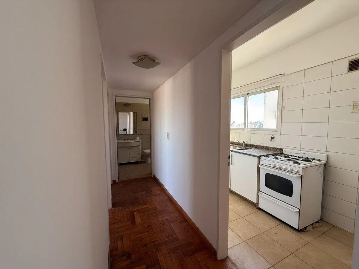VENTA DEPTO 3 AMB  BOEDO PISO 13 4