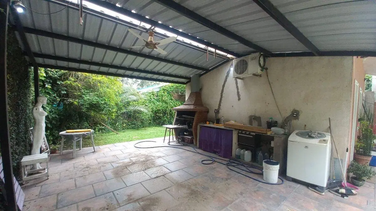 Venta Casa 3 ambientes San Vicente 4