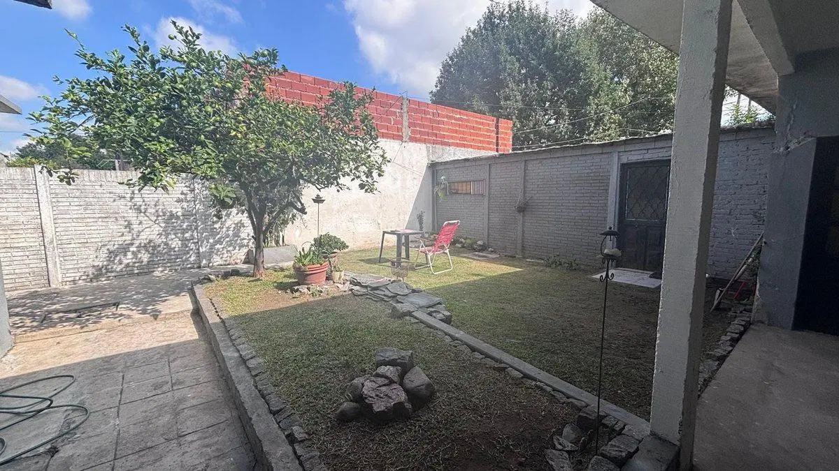 VENTA CASA 3 AMB PATIO GARAJE LOCAL QUILMES OESTE 2