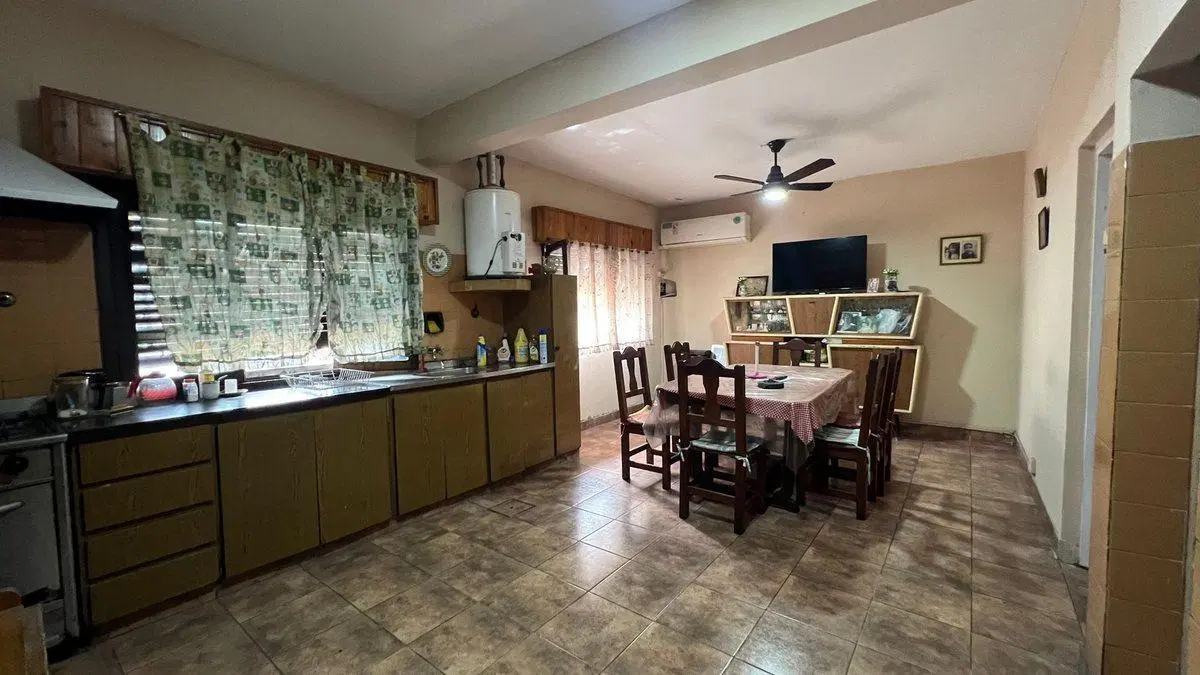 Venta DOBLE casa en Pompeya TERRAZA PATIO QUINCHO! 2