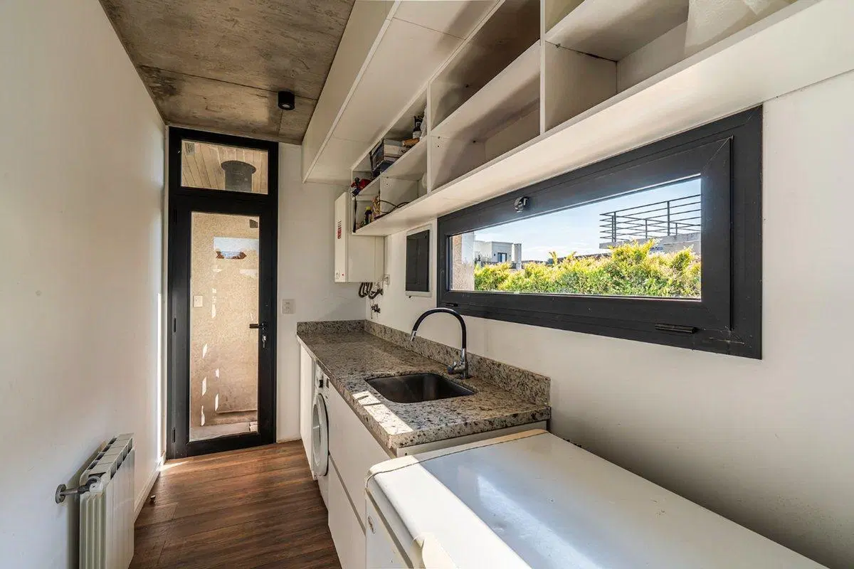 VENTA HERMOSA CASA CON PILETA GREENVILLE HUDSON 8