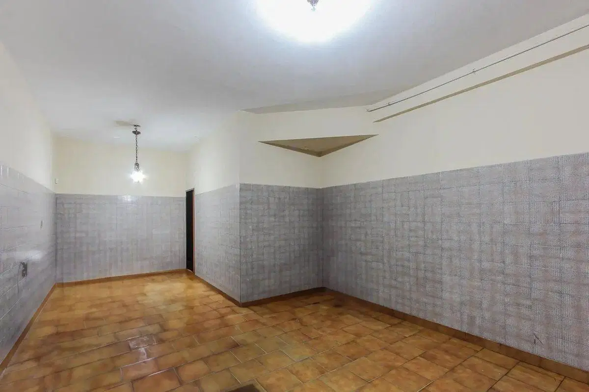 VENTA CASA 4 AMB 2 COCH PATIO LINIERS 218M2 3