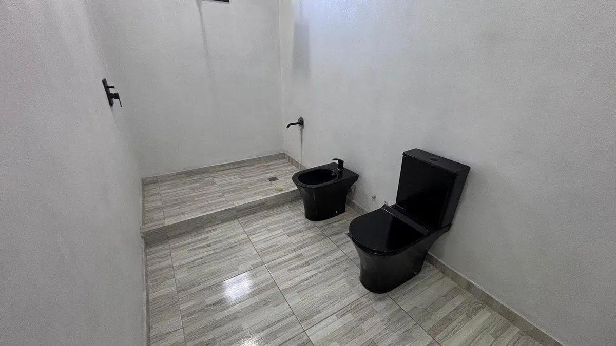 VENTA CASA 5 AMB PISCINA CONDOMINIO SAN FERMIN 2