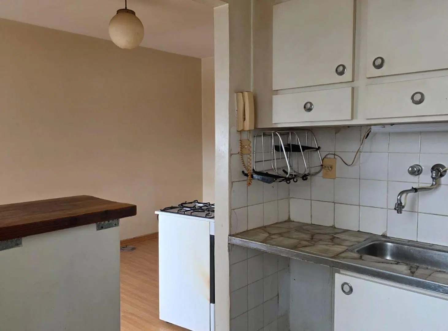 VENTA DEPARTAMENTO TRES AMBIENTES EN BELGRANO 4