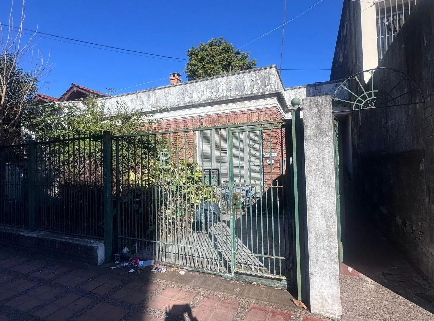 venta casa para dos familias en block a reciclar 8