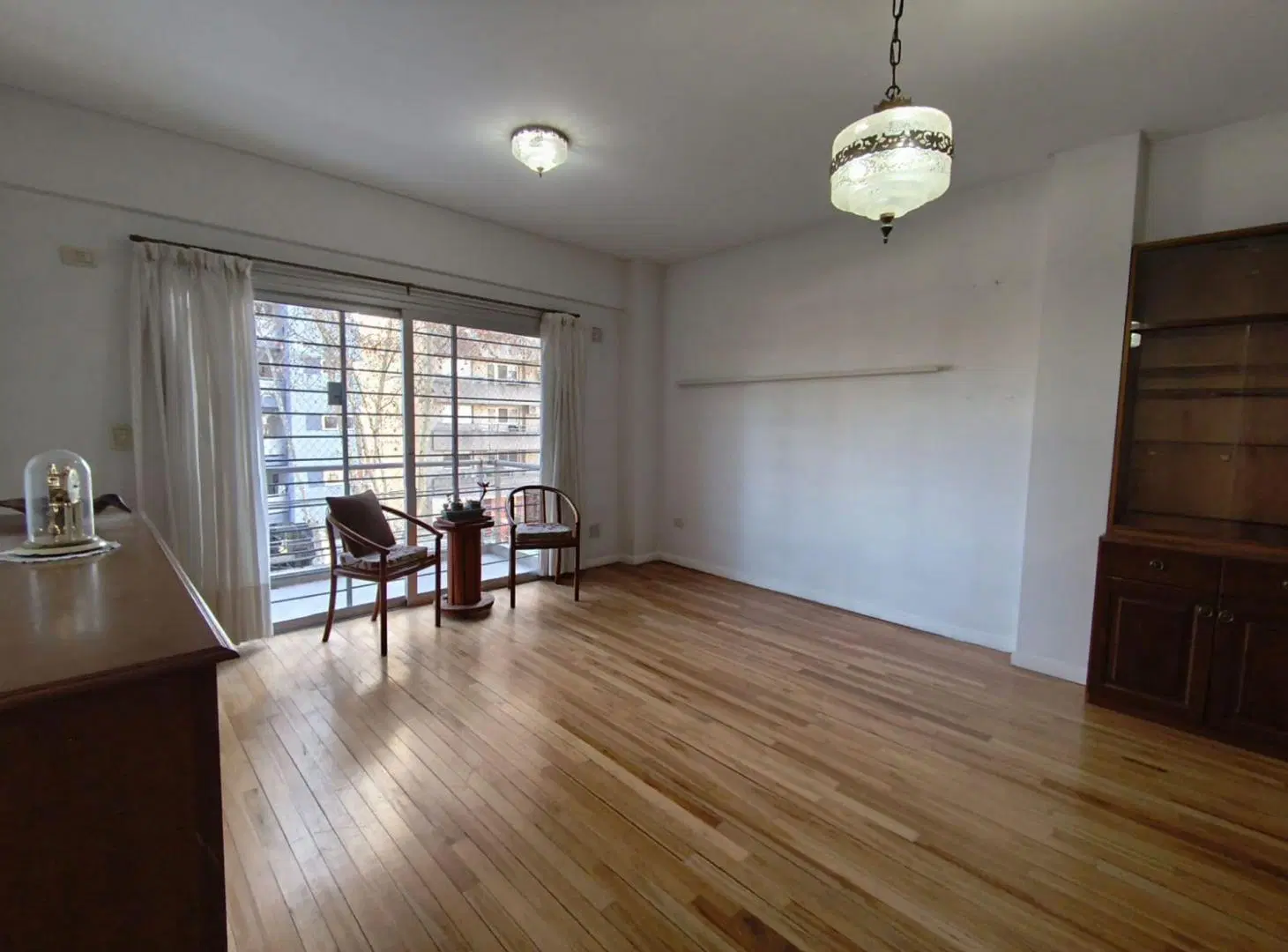 VENTA DEPARTAMENTO 3 AMBIENTES QUILMES  COCHERA 8