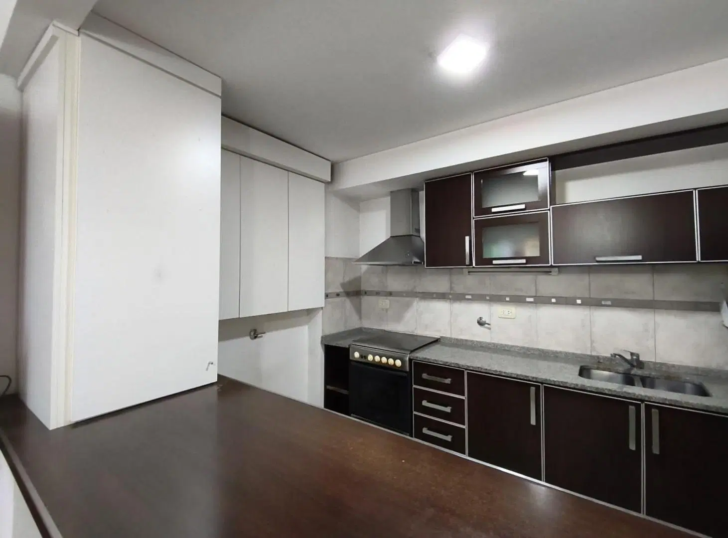 VENTA DEPARTAMENTO 3 AMBIENTES QUILMES  COCHERA 5