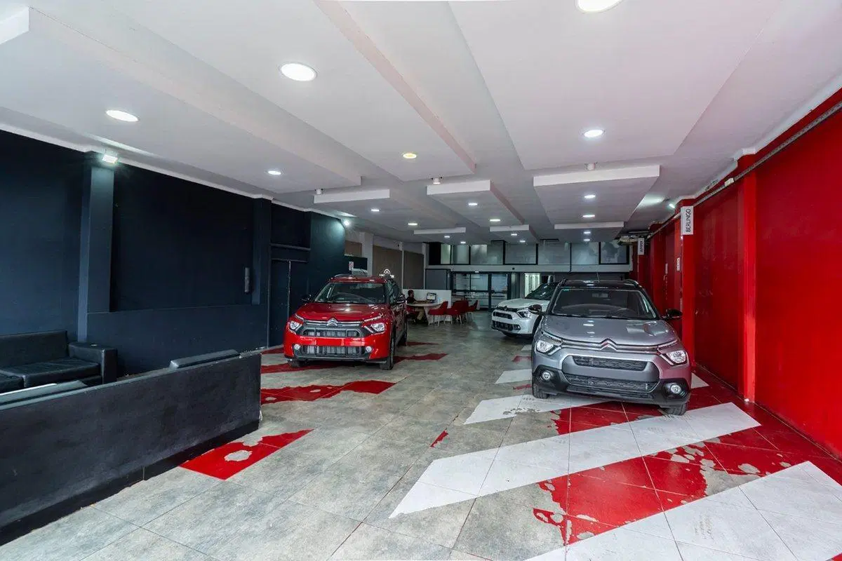 VENTA EXCELENTE LOCAL CON 2 DPTOS QUILMES CENTRO 5