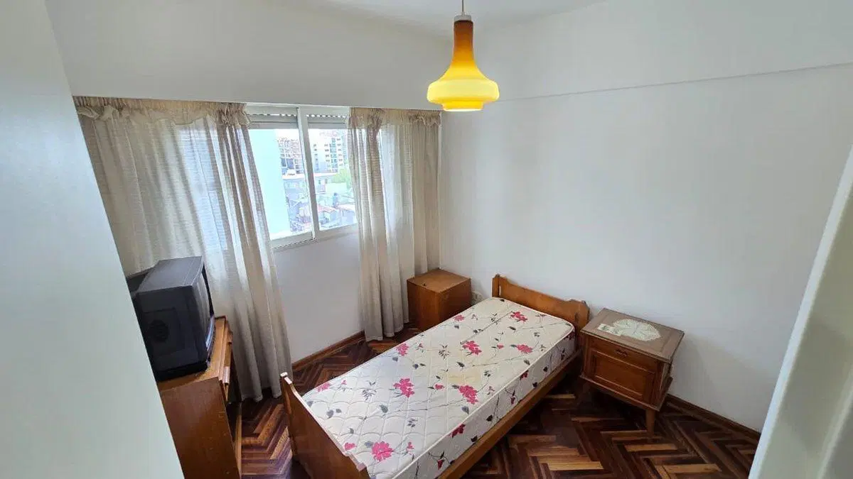 VENTA DEPARTAMENTO 3 AMBIENTES EN AVELLANEDA 8