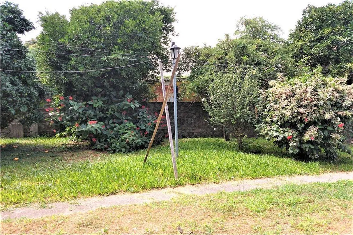 VENTA CASA 3 AMBIENTES, COCHERA Y PARQUE - QUILMES 4