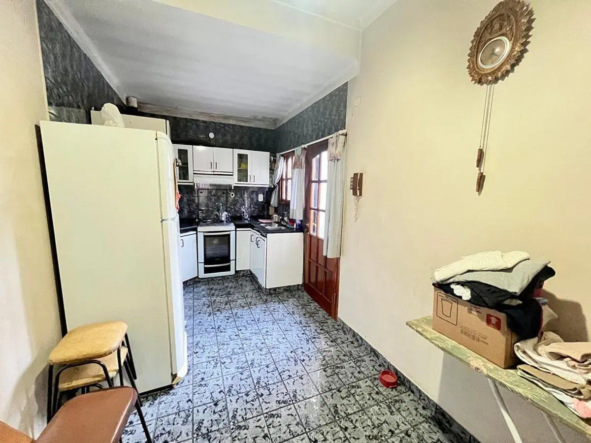 VENTA CASA 3 AMBIENTES LANUS PATIO 8