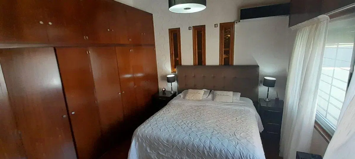 VENTA PH   4 AMBIENTES, BERNAL , CON COCHERA 4