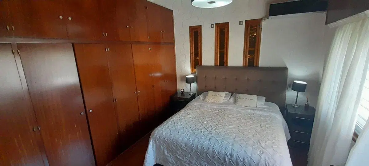 VENTA PH   4 AMBIENTES, BERNAL , CON COCHERA 3