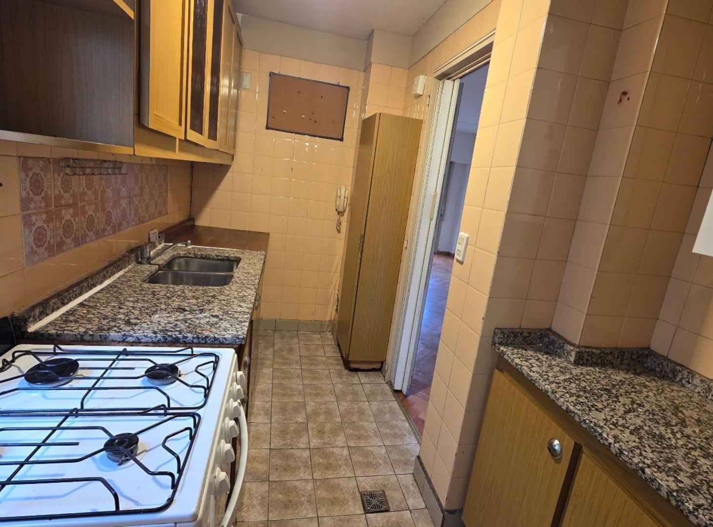 Foto de VENTA DEPARTAMENTO BELGRANO 3 AMB DEPENDENCIA, imagen 5