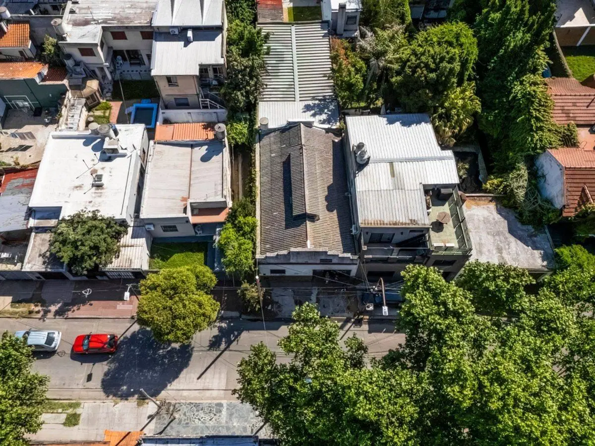 VENTA DE EXCELENTE GALPON EN QUILMES CENTRO 1