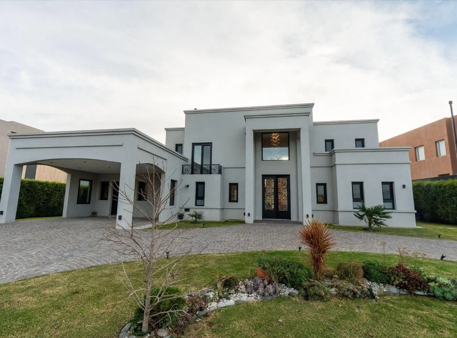 VENTA CASA LAS GOLONDRINAS 4 AMBIENTES AL AGUA 2