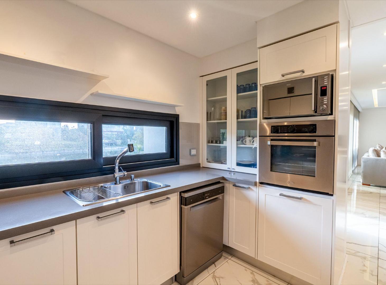 Foto de VENTA CASA LAS GOLONDRINAS 4 AMBIENTES AL AGUA, imagen 3