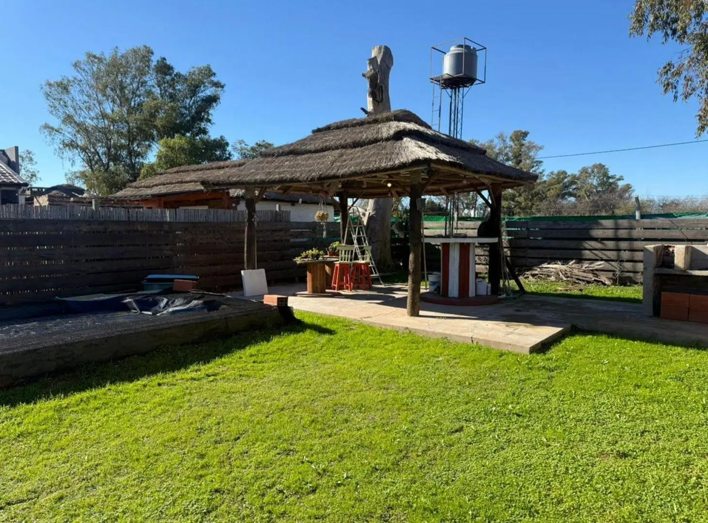 Venta 3 ambientes con pileta en barrio privado 4