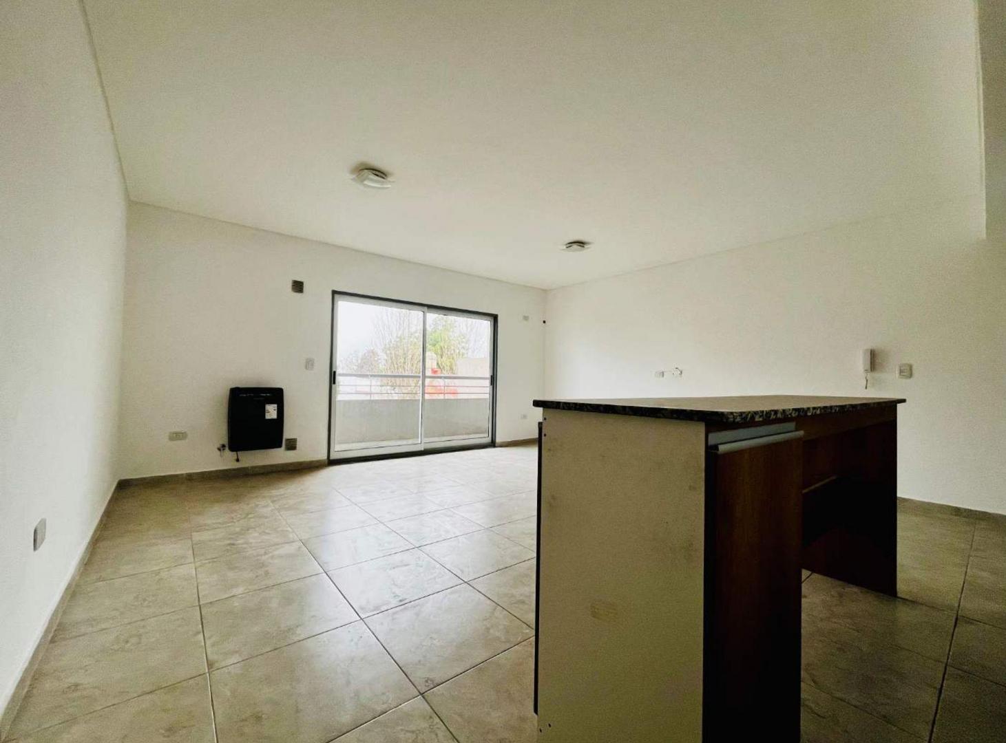Foto de Venta Boulogne Depto 2 Amb con vestidor y balcon, imagen 2