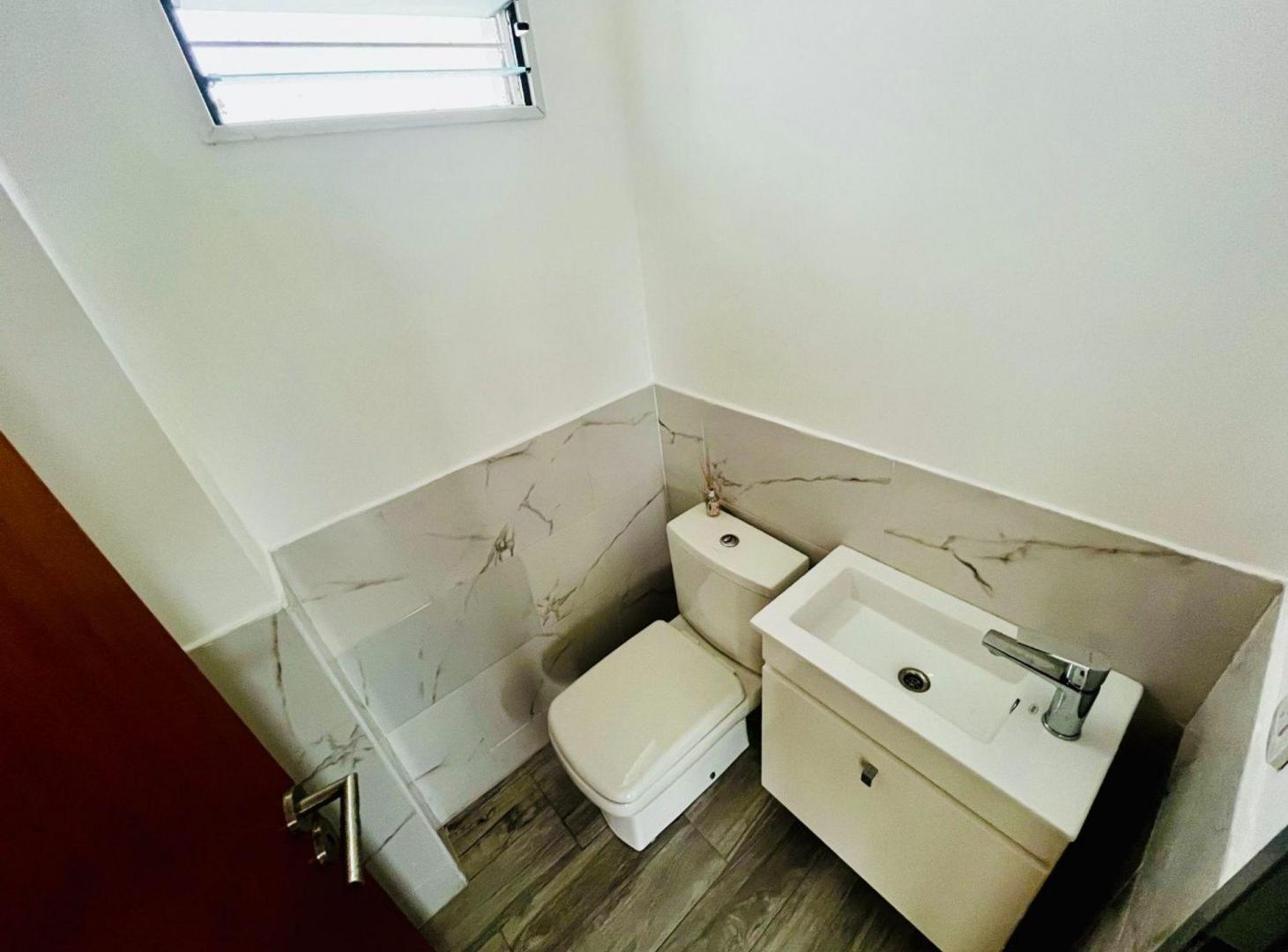Foto de Venta Boulogne Depto 2 Amb con vestidor y balcon, imagen 4