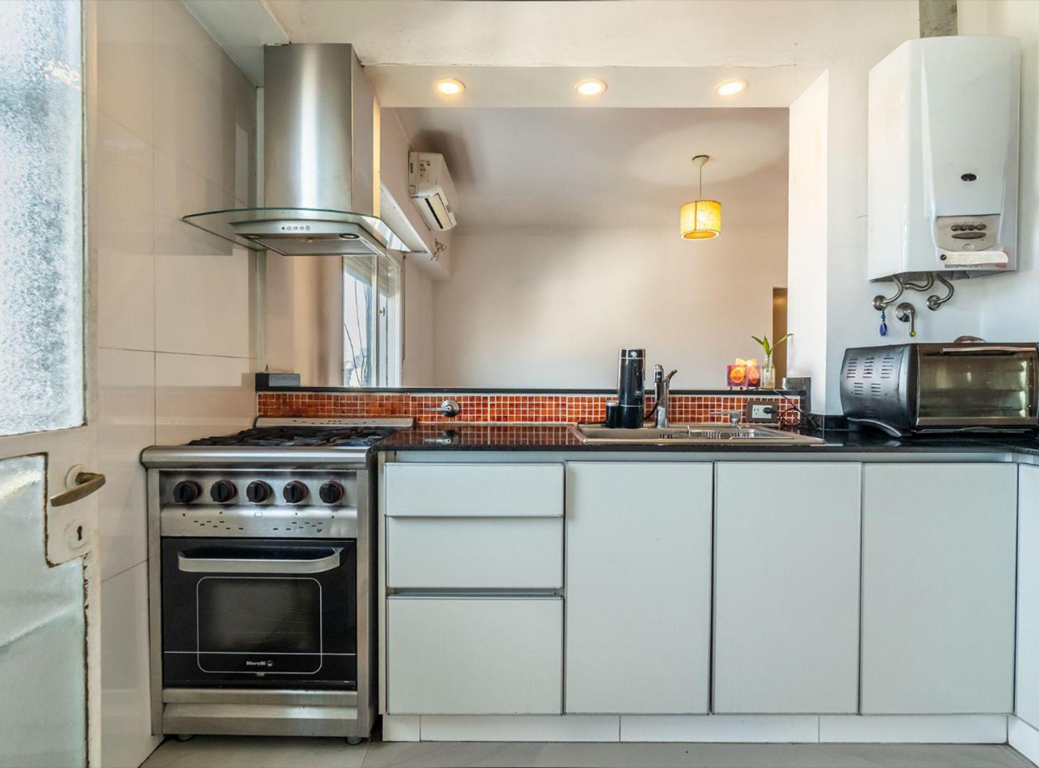 Foto de DEPARTAMENTO 3 AMBIENTES EN VENTA PARQUE CHACABUCO, imagen 1