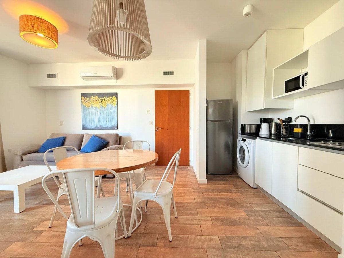 Foto de VENTA DPTO MONOAMBIENTE SAN TELMO, imagen 3
