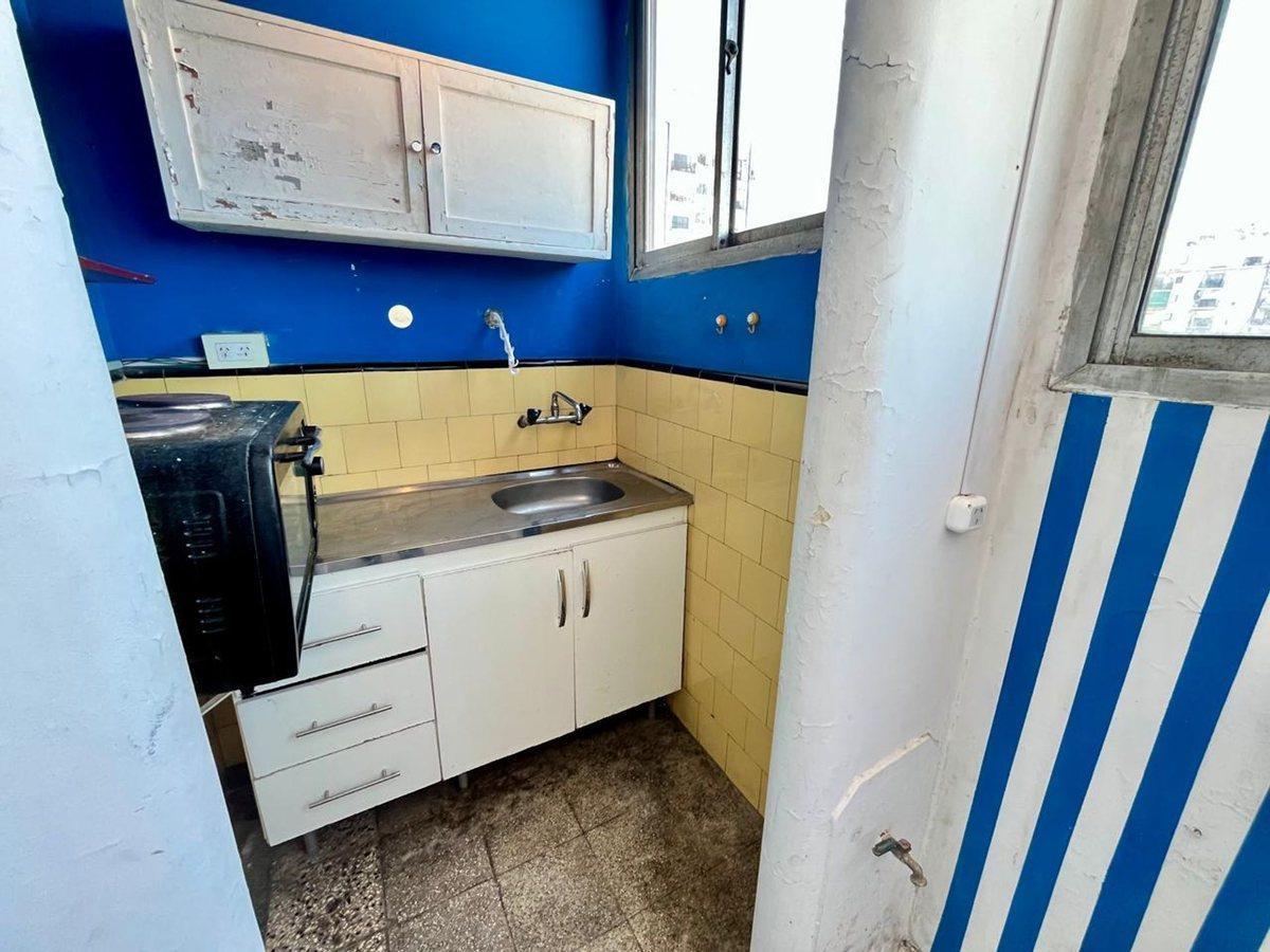 Foto de VENTA DEPARTAMENTO 2 AMB CONSTITUCIÓN APTO CRÉDITO, imagen 3