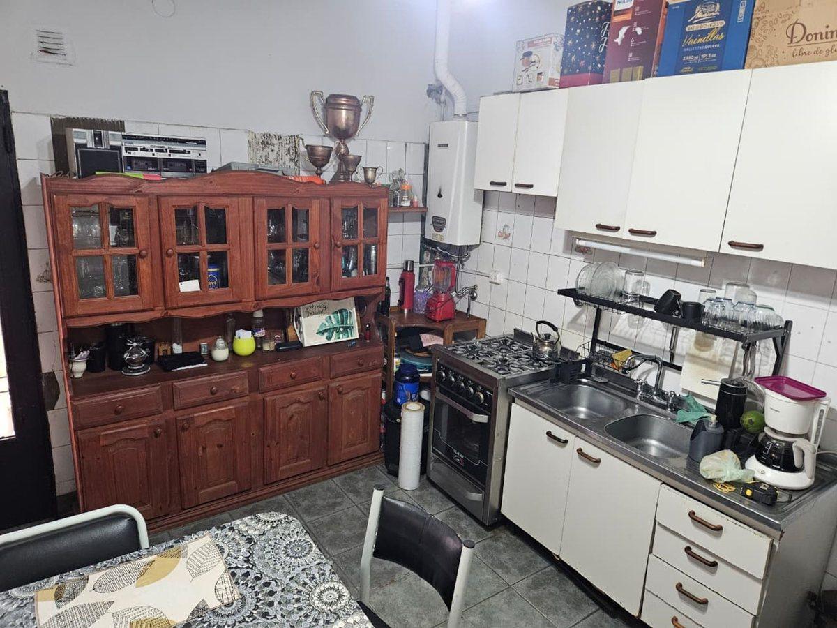 Foto de VENTA PH 3 AMBIENTES LANUS, imagen 2