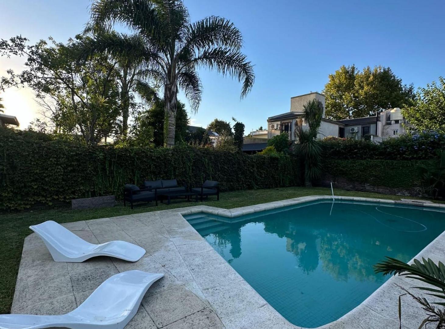 Foto de VENTA LOTE CON PILETA BANFIELD, imagen 2
