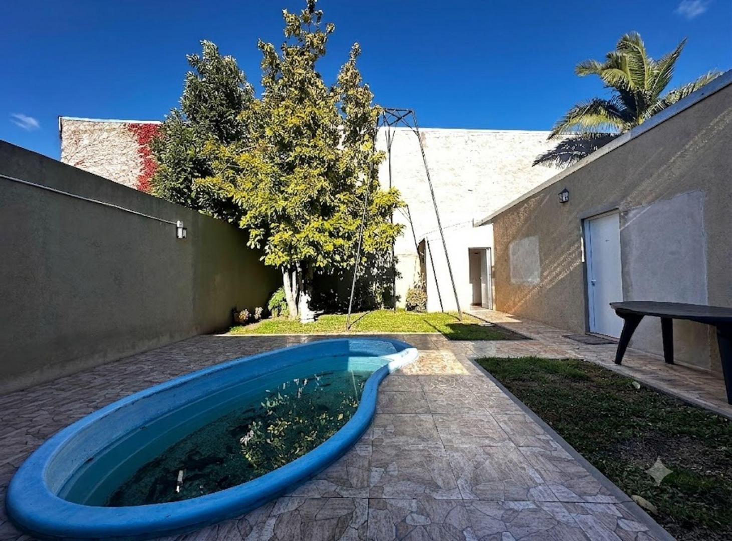 Foto de Venta casa 3 Amb con jardín OPORTUNIDAD Turdera, imagen 1