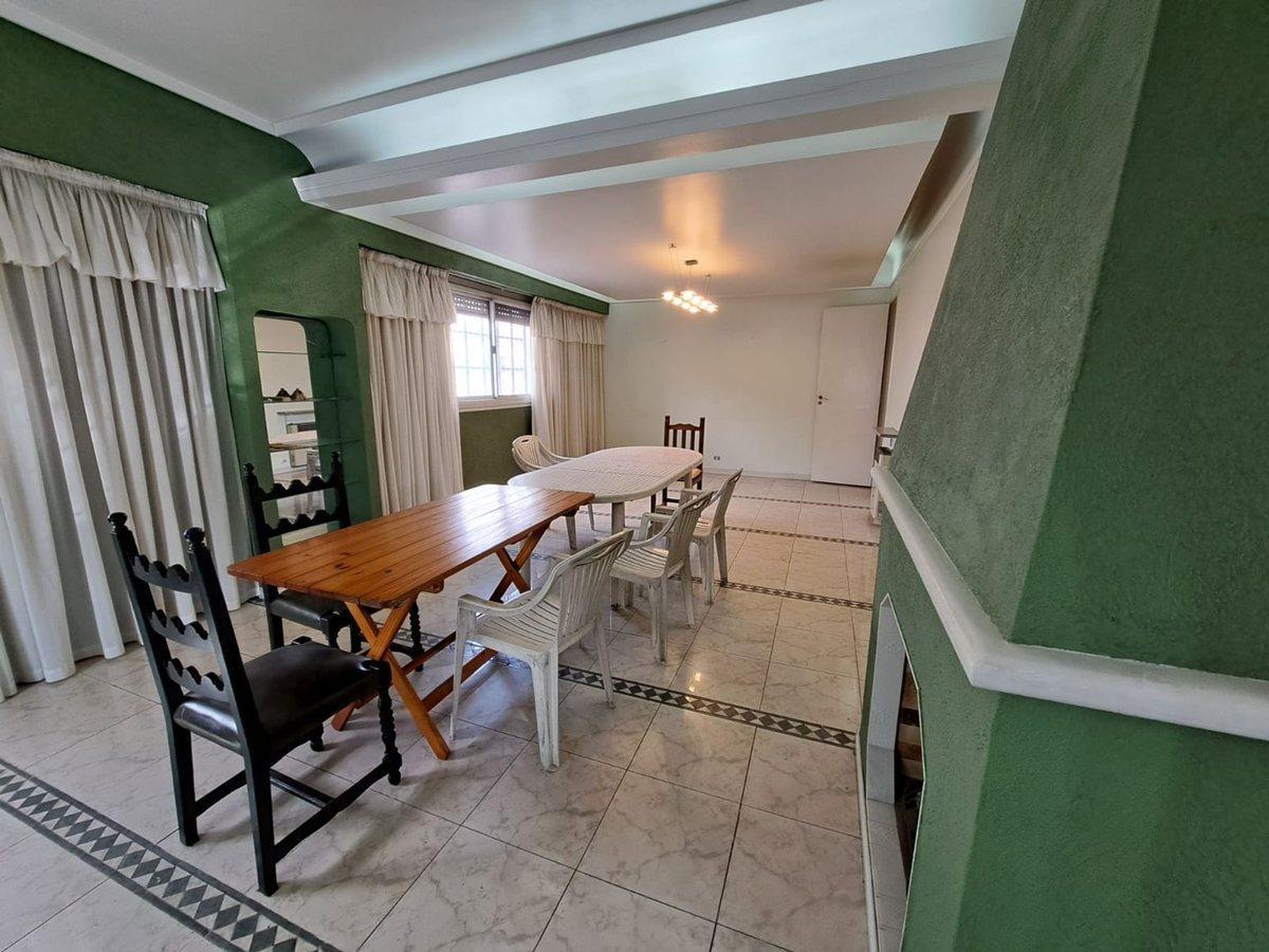 Foto de CASA 2 PLANTAS PILETA VILLA SARMIENTO 225 M2 CUB, imagen 4