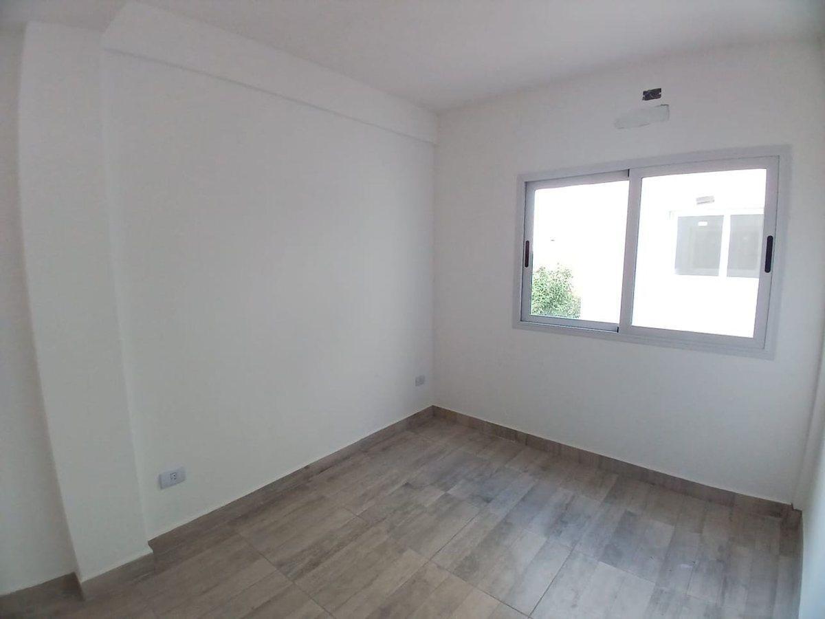 Foto de VENTA DEPTO DE 3 AMB ZONA RESIDENCIAL LA TABLADA, imagen 3