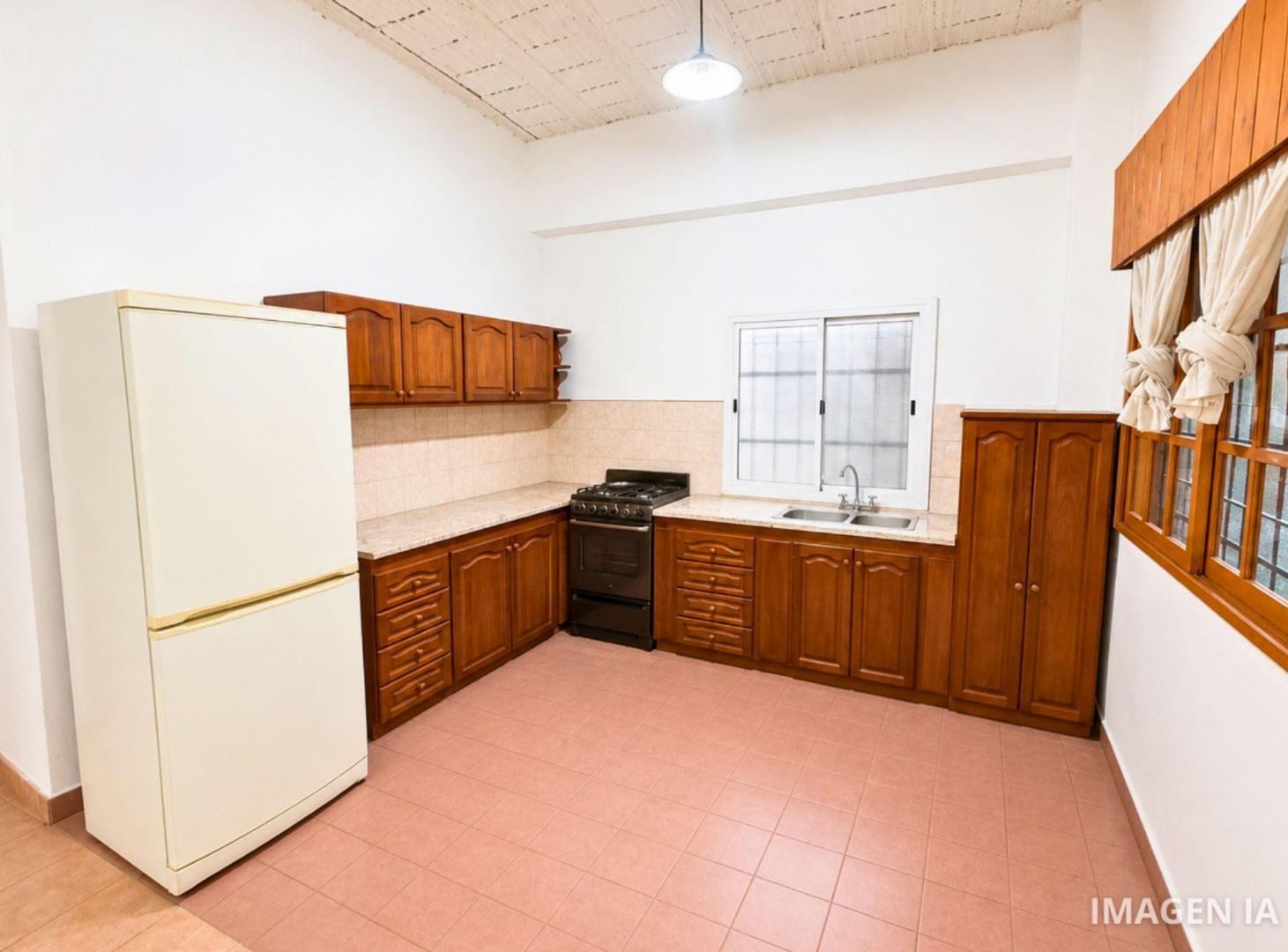 Foto de VENTA CASA 5 AMB LANUS, imagen 4