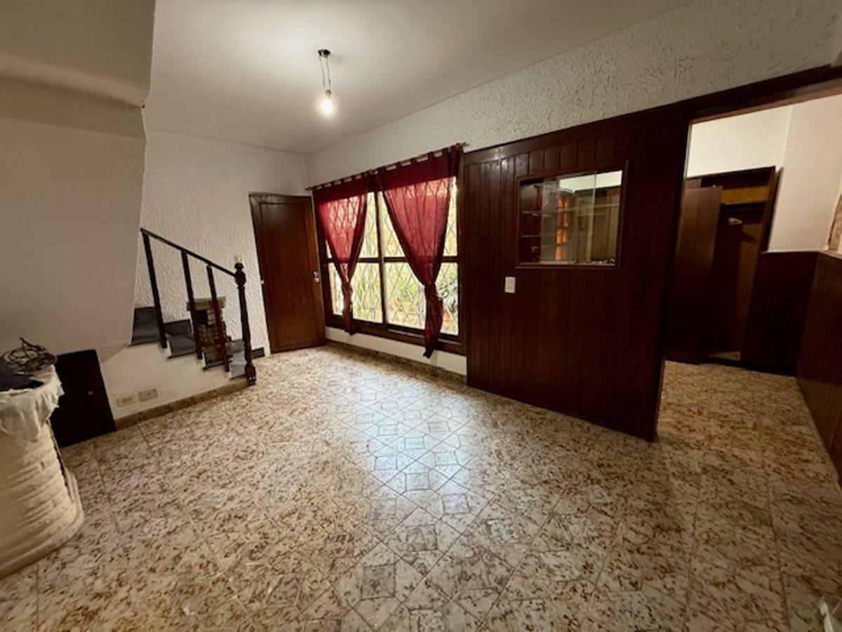 Foto de VENTA DE PH 4 DORMITORIOS EN SARANDI, imagen 4