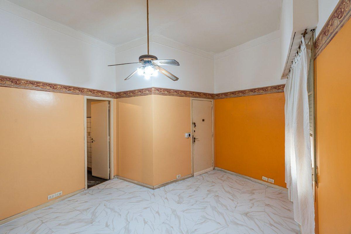 Foto de VENTA DEPARTAMENTO 2 AMBIENTES CON PATIO BARRACAS, imagen 5