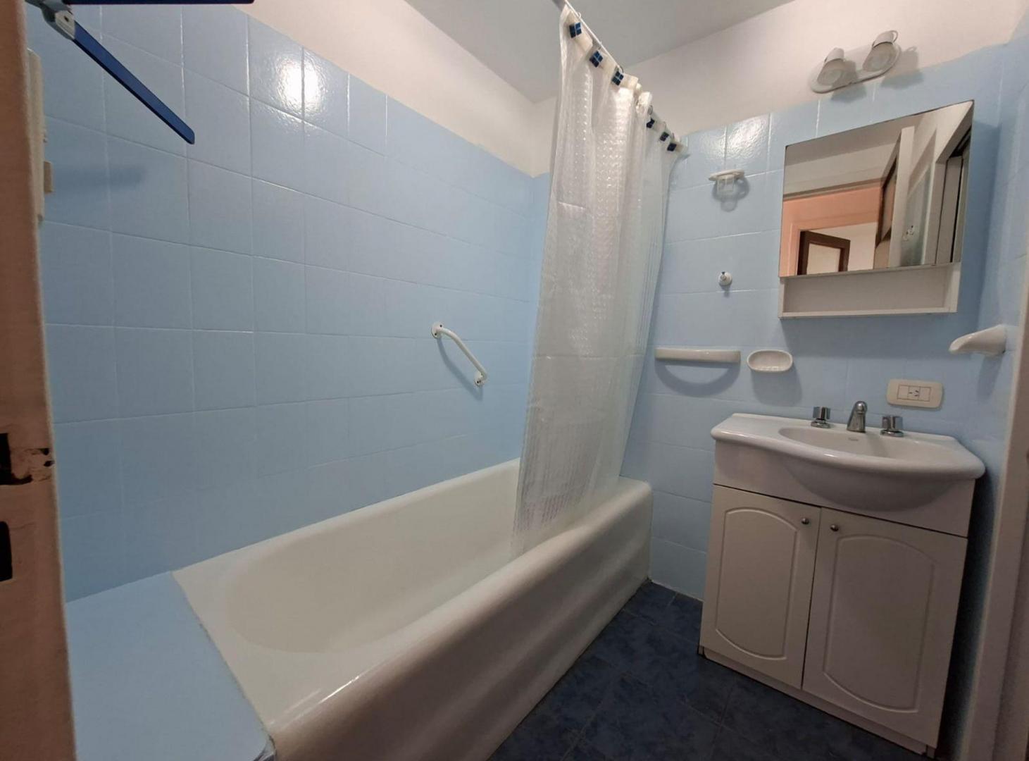 Foto de VENTA DEPARTAMENTO 3 AMBIENTES AVELLANEDA BALCON, imagen 4