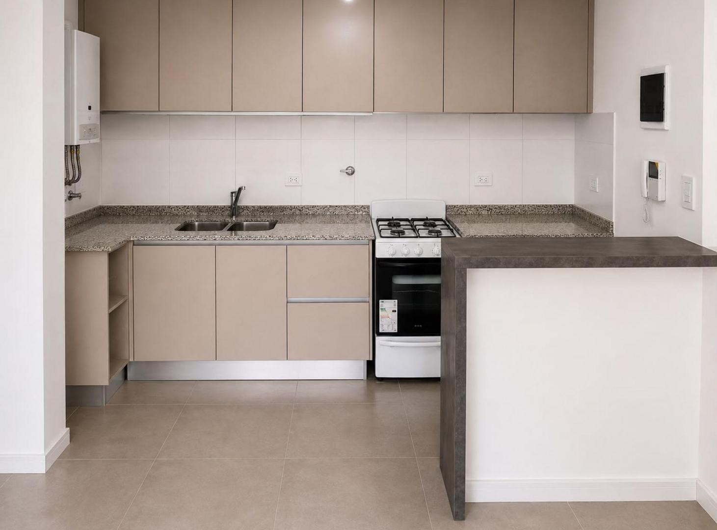 Foto de VENTA DEPTO 2 AMBIENTES WILDE PILETA, imagen 2