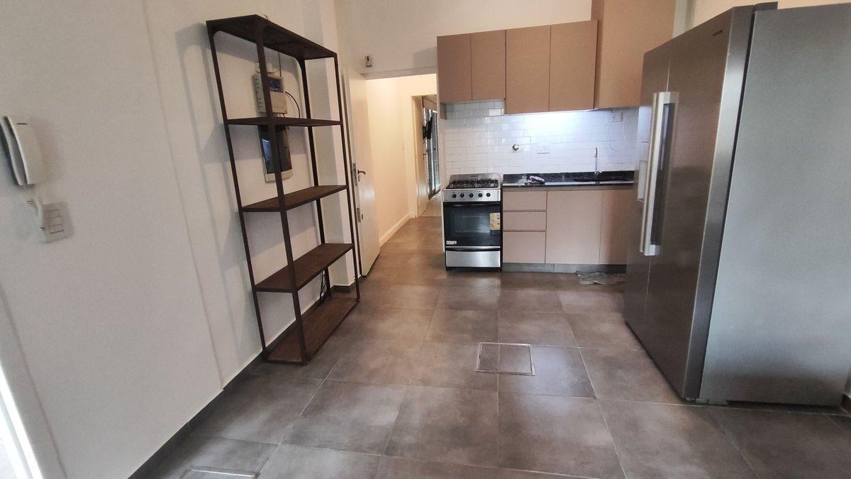 Foto de VENTA DEPARTAMENTO 2 AMBIENTES PATIO PARRILLA, imagen 1