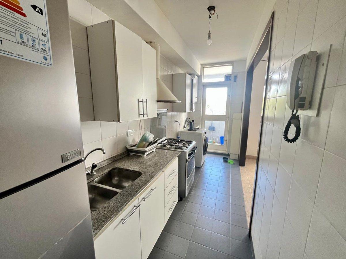 Foto de VENTA DEPARTAMENTO 3AMB AVELLANEDA APTO CREDITO, imagen 2