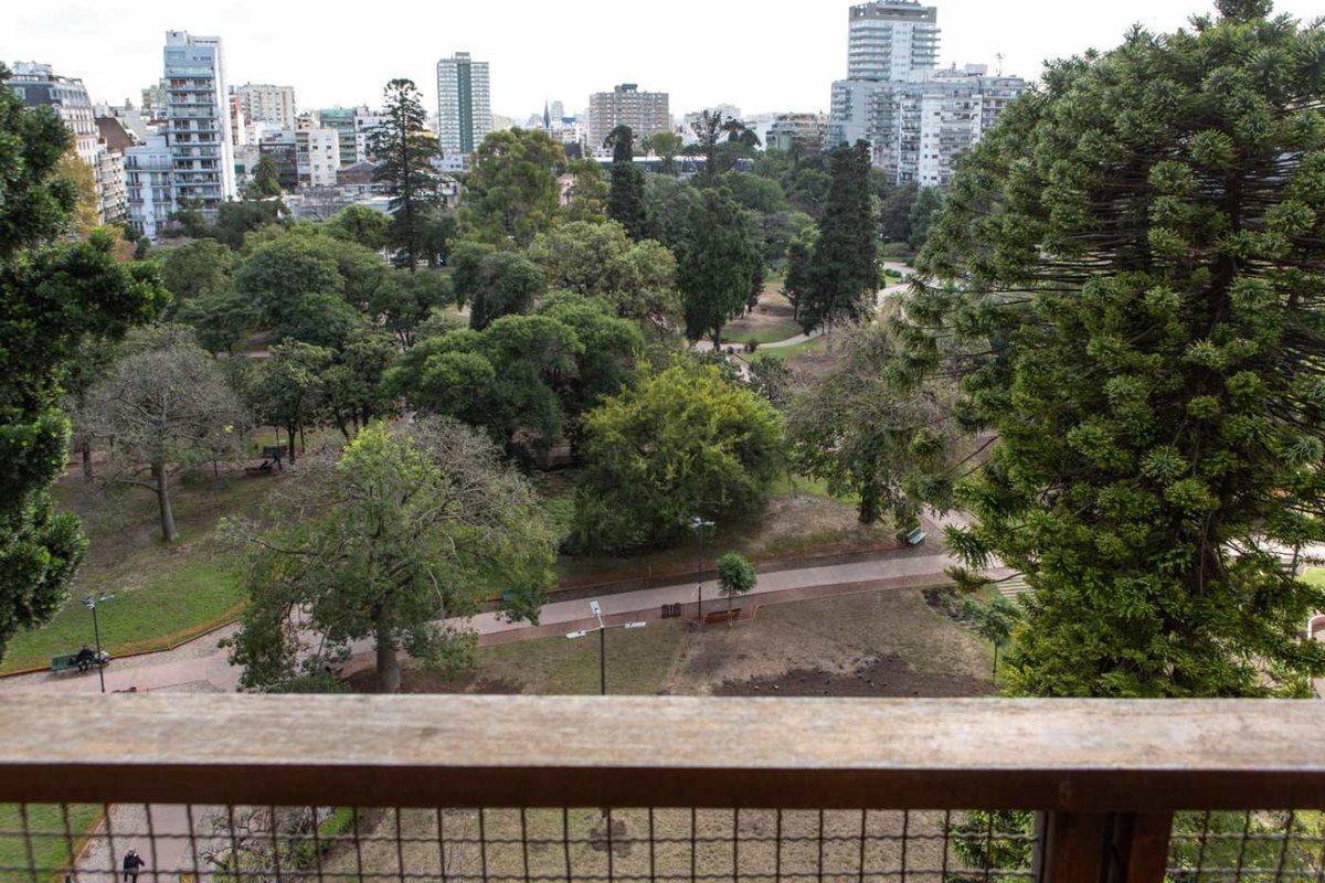 Foto de VENTA PISO 9 / 5 AMB FRENTE A PARQUE RIVADAVIA, imagen 2
