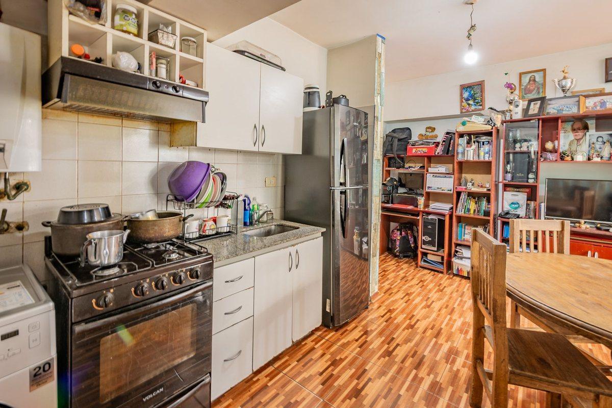 Foto de Venta departamento 2 ambientes con patio La Boca, imagen 4