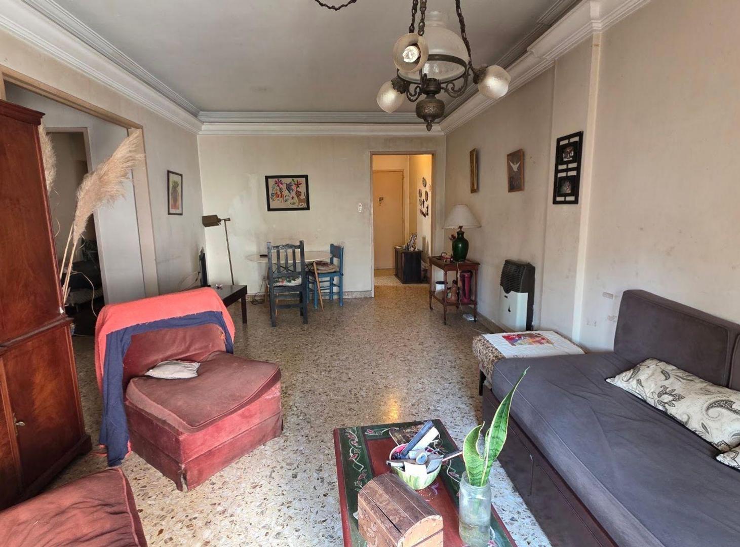 Foto de VENTA DEPARTAMENTO 3 AMBIENTES FLORESTA + HAB SERV, imagen 5