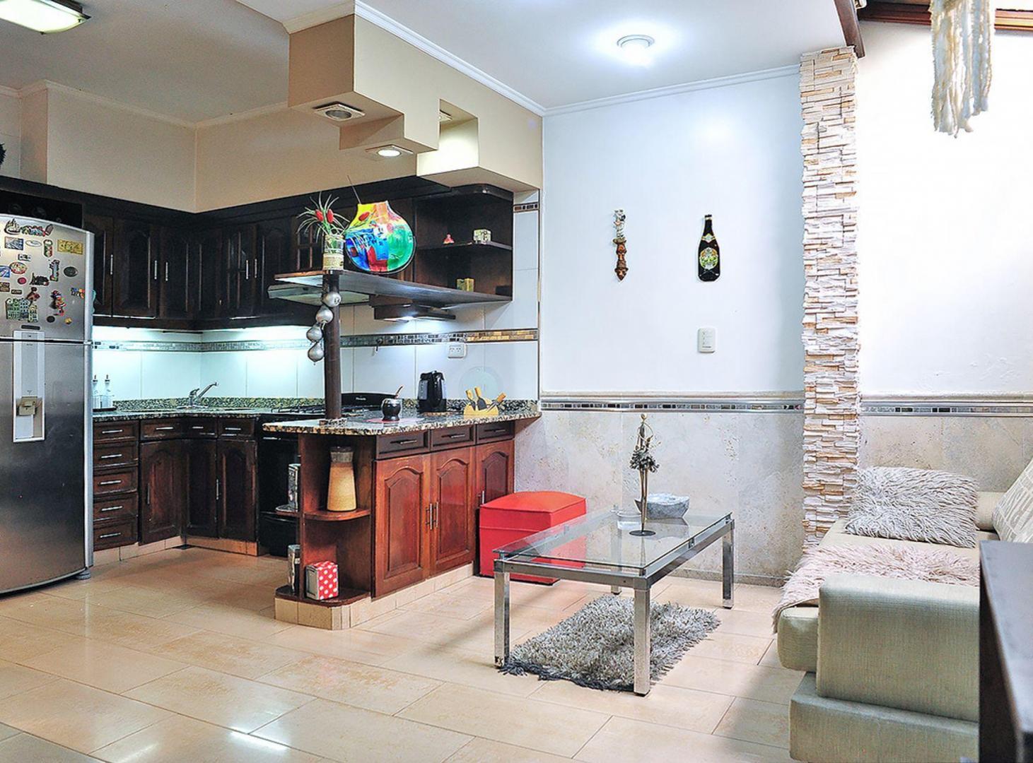 Foto de VENTA EXCELENTE PH DE 4 AMBIENTES WILDE AVELLANEDA, imagen 3