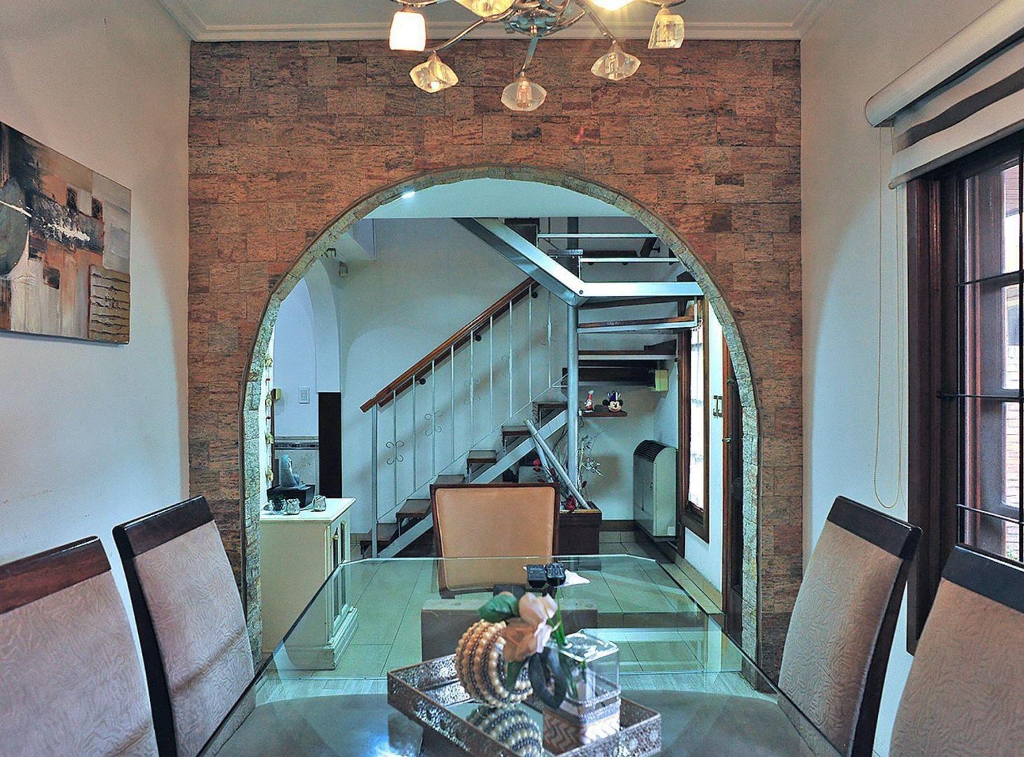 Foto de VENTA EXCELENTE PH DE 4 AMBIENTES WILDE AVELLANEDA, imagen 1