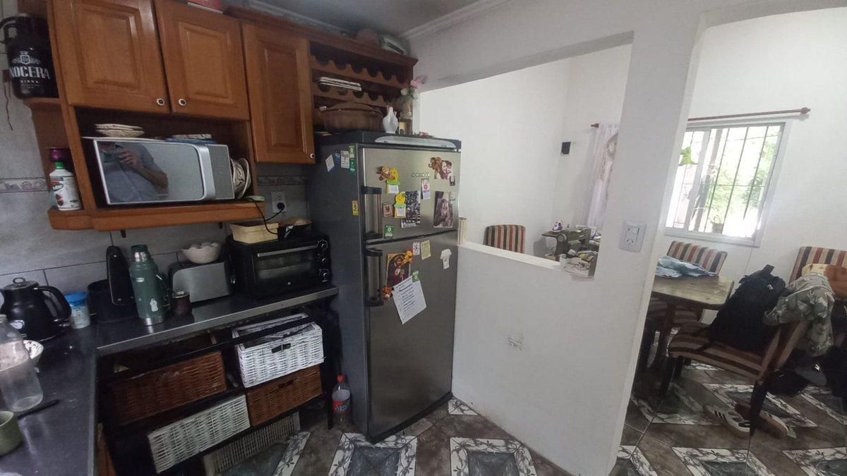 Foto de Venta Casa 3 ambientes San Vicente, imagen 1
