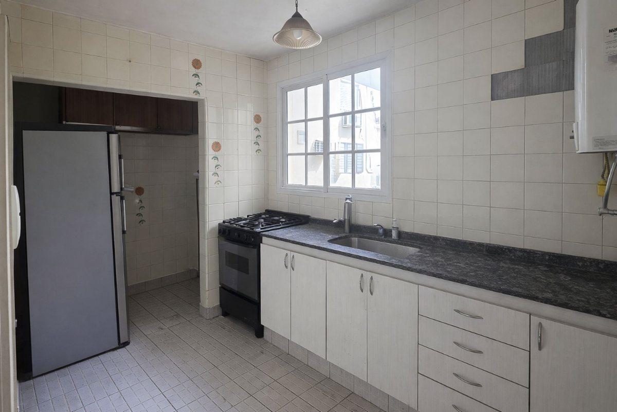 Foto de VENTA HAEDO DEPARTAMENTO 4 AMBIENTES OPORTUNIDAD, imagen 4