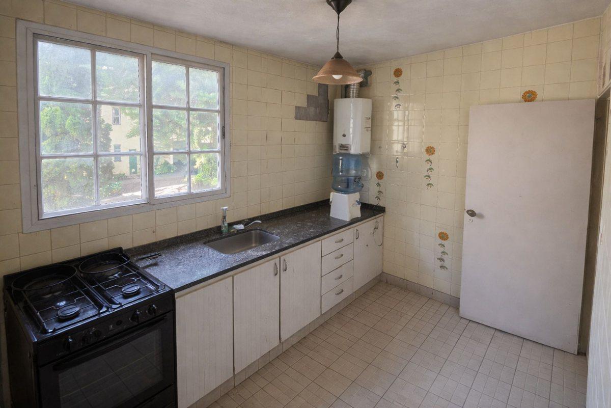 Foto de VENTA HAEDO DEPARTAMENTO 4 AMBIENTES OPORTUNIDAD, imagen 5