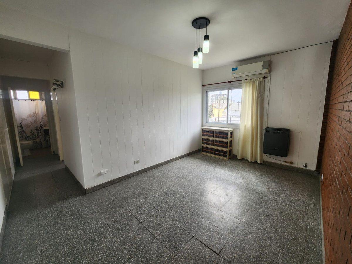 Foto de Venta Departamento 3 amb. Bernal Quilmes, imagen 5